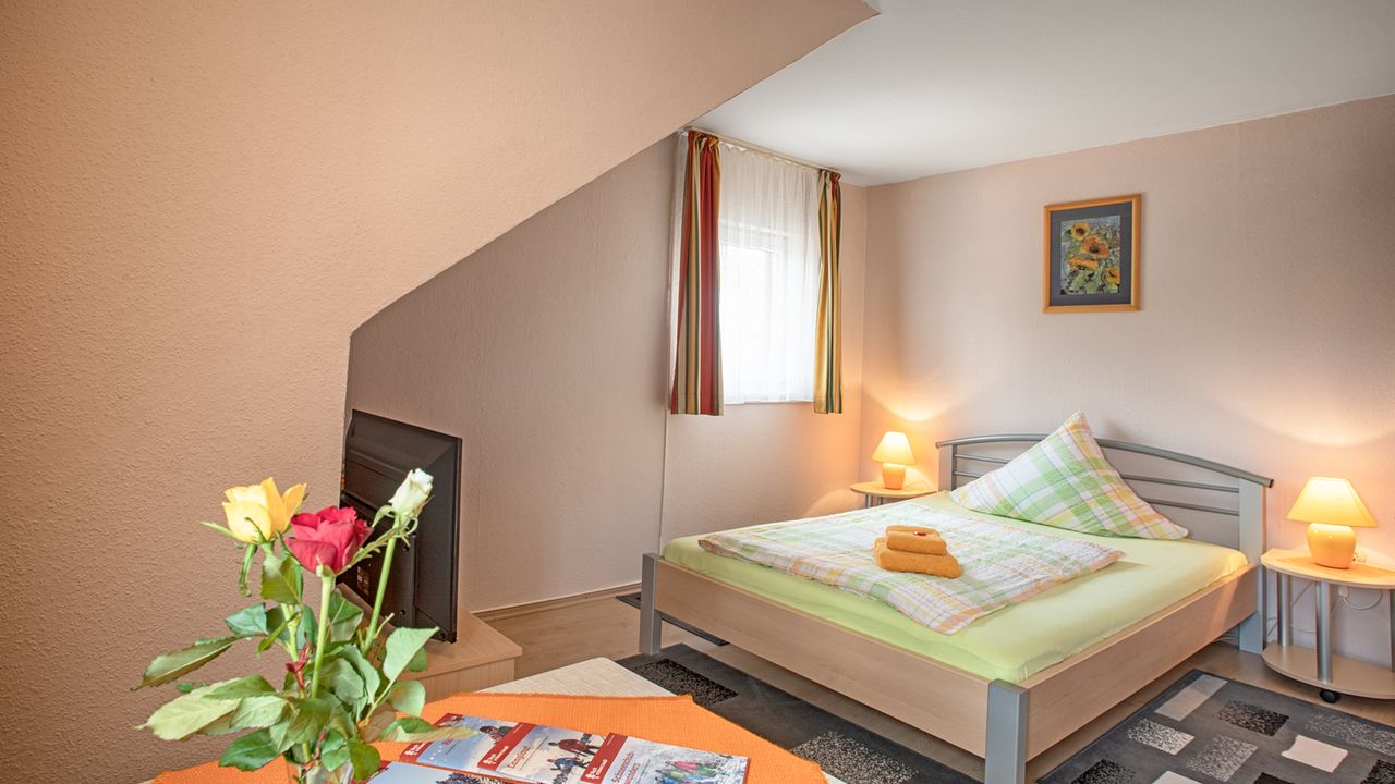 Einzelzimmer (Nr.8) Einzelzimmer (Nr.8)